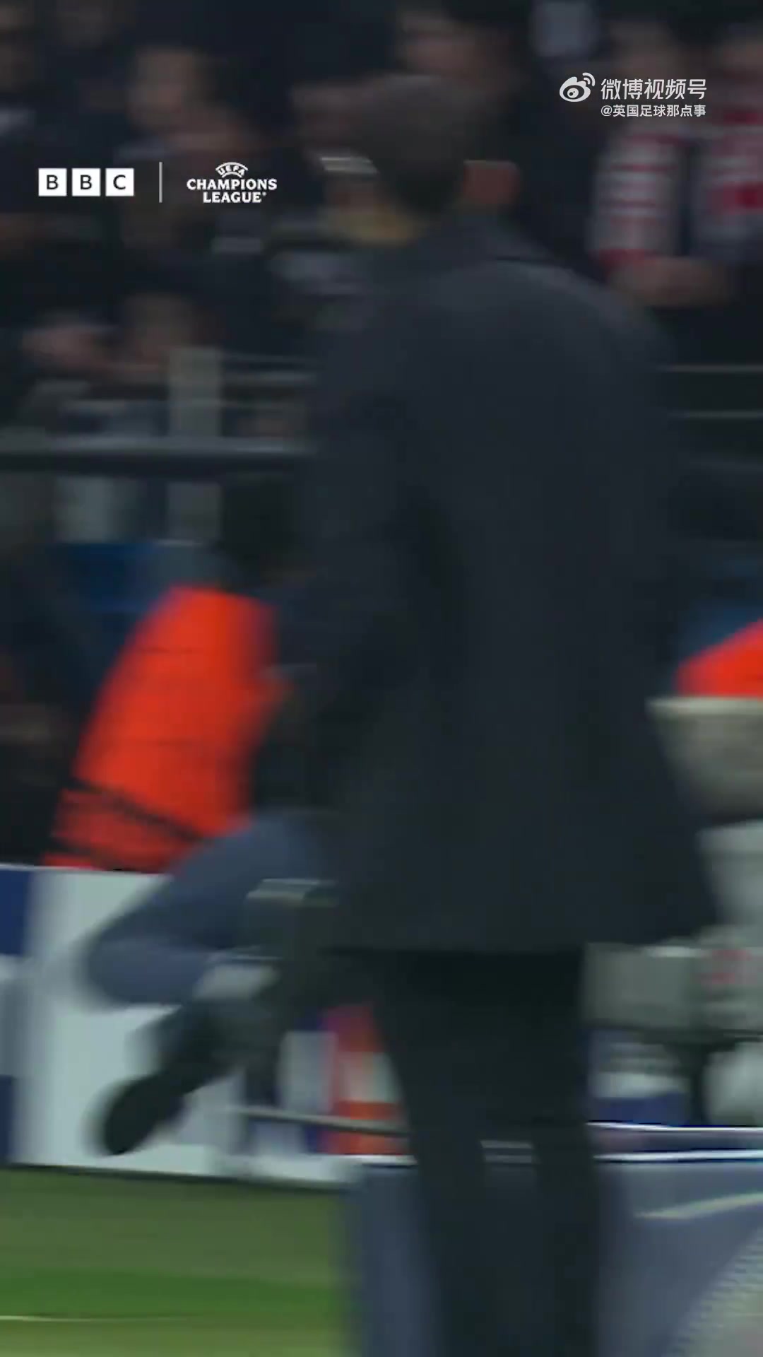 B体育官方首页-推搡球童！罗马诺：欧足联宣布对切尔西前锋内托启动纪律调查程序